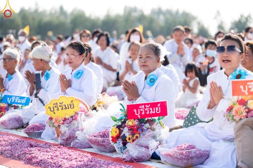 ภาพ No.198133:พิธีต้อนรับพระธรรมยาตรา ณ อนุสรณ์สถานลำดับที่ 5 สถานที่เผยแผ่วิชชาธรรมกายครั้งแรก อนุสรณ์สถานบางปลา วัดบางปลา อำเภอบางเลน จังหวัดนครปฐม ในโครงการธรรมยาตรา กตัญญูบูชา มหาปูชนียาจารย์ พระมงคลเทพมุนี(สด จนฺทสโร) พระผู้ปราบมาร ปีที่ 13 วัน 19 มกราคม พ.ศ.2568