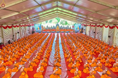 ภาพ No.68000:พิธีบรรพชาสามเณรธรรมทายาท ณ บรมพุทโธ ประเทศอินโดนีเซีย วันที่ 17 ธันวาคม พ.ศ. 2565