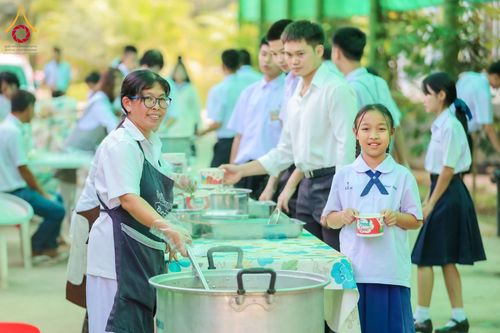 ภาพ No.184003:วันรวมพลังเด็กดี V-Star ผู้นำฟื้นฟูศีลธรรมโลก ประจำปี 2567 ณ ศูนย์ปฏิบัติธรรมลำปาง ต.บ้านเป้า อ.เมือง จ.ลำปาง วันที่ 26 พฤศจิกายน พ.ศ. 2567