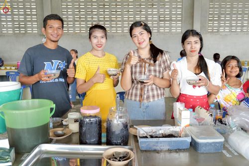 ภาพ No.256718:วันที่ 16 ตุลาคม พ.ศ. 2568 พิธีทอดกฐินสามัคคีทั่วไทย 30,000 วัด โดยคณะศิษยานุศิษย์ บูชาธรรม 81 ปี หลวงพ่อธัมมชโย ณ วัดสุภาษิตาราม ต.เกาะนางคำ อ.ปากพะยูน จ.พัทลุง