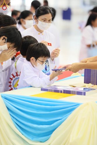 ภาพ No.102983:พิธีมุทิตาหลวงพ่อทัตตชีโว วันที่ 17 ธันวาคม พ.ศ. 2566 ณ สภาธรรมกายสากล วัดพระธรรมกาย