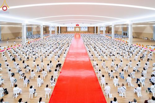 ภาพ No.136878:พิธีถวายหนังสือธรรมะ บาลี นักธรรม ทางก้าวหน้า ณ ห้องแก้วสารพัดนึก 2 วัดพระธรรมกาย วันเสาร์ที่ 11 พฤษภาคม พ.ศ. 2567