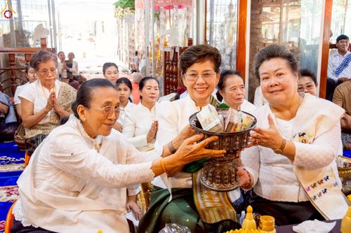 ภาพ No.271742:วันอาทิตย์ที่ 26 ตุลาคม พ.ศ. 2568 กฐินสมทบวัดต่างประเทศ โดยคณะศิษยานุศิษย์ บูชาธรรม 81 ปี  หลวงพ่อธัมมชโย ณ วัดสีอัมพอน นครเวียงจันทน์ สปป.ลาว