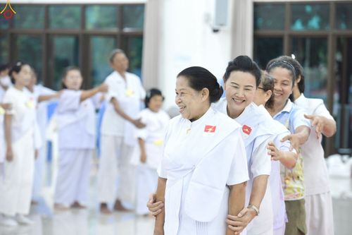 ภาพ No.246453:วันที่ 12-14 กันยายน พ.ศ. 2568 โครงการบวชอุบาสกแก้ว อุบาสิกาแก้ว รุ่นที่ 1 ผู้แทนทอดกฐินสามัคคีทั่วไทย 30,000 วัด จ.สระบุรี บูชาธรรม 81 ปี หลวงพ่อธัมมชโย ณ ศูนย์ปฏิบัติธรรมสระบุรี อ.พระพุทธบาท จ.สระบุรี