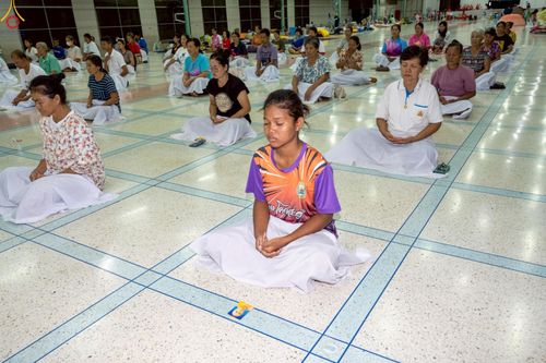 ภาพ No.235395:วันที่ 30-31 กรกฎาคม พ.ศ. 2568 วัดพระธรรมกาย มูลนิธิธรรมกาย ร่วมกับศูนย์ส่งเสริมศีลธรรมจังหวัดสุรินทร์ เปิดศูนย์พักพิงชั่วคราวเพื่อช่วยเหลือประชาชน ผู้อพยพจากเหตุปะทะกันตามแนวชายแดน ไทย-กัมพูชา ตั้งแต่วันที่ 24 กรกฎาคม พ.ศ.2568 เป็นต้นไป