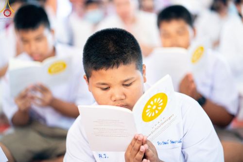 ภาพ No.200377:พิธีทอดผ้าป่าทำนุบำรุงศาสนสถาน ณ วัดผาสุการาม ตำบลบางไทรป่า อำเภอบางเลน จังหวัดนครปฐม ในโครงการธรรมยาตรา กตัญญูบูชา มหาปูชนียาจารย์ พระมงคลเทพมุนี(สด จนฺทสโร) พระผู้ปราบมาร อนุสรณ์สถาน 7 แห่ง ปีที่ 13 วันที่ 22 มกราคม พ.ศ. 2568