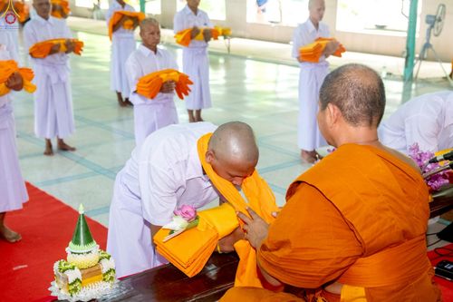 ภาพ No.231333:วันที่ 29 มิถุนายน พ.ศ. 2568 โครงการบรรพชาอุปสมบทหมู่รุ่นเข้าพรรษา ณ ศูนย์อบรมเยาวชนสุรินทร์