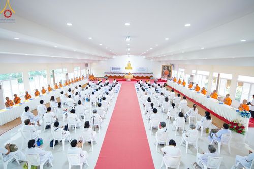 ภาพ No.149579:พิธีทอดผ้าป่ามหามงคล เพื่องานพระพุทธศาสนา , พิธีเจริญพระพุทธมนต์ และพิธีถวายสังฆทานแด่คณะสงฆ์ เนื่องในวันธรรมชัย 56 พรรษา น้อมบูชาธรรมหลวงพ่อธัมมชโย ณ ธรรมอุทยานบ้านแป้ง จ.สิงห์บุรี วันเสาร์ที่ 24 สิงหาคม พ.ศ. 2567