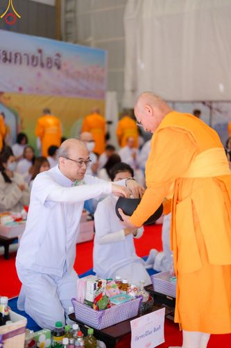 ภาพ No.133016:พิธีทอดผ้าป่าสามัคคีฉลองครบ 13 ปี วัดพระธรรมกายไอจิ แด่คณะพระภิกษุสงฆ์ 12 วัด ศูนย์สาขาทั่วภาคพื้นญี่ปุ่น วันที่ 31 มีนาคม พ.ศ. 2567