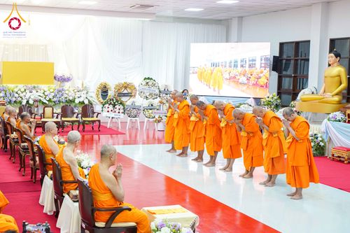 ภาพ No.315512:วันพุธที่ 25 มีนาคม พ.ศ. 2569 พิธีบำเพ็ญกุศล คุณพ่อณรงค์ จินตมากุล  สิริอายุ 99 ปี 11 เดือน โยมบิดา พระครูปลัดรัตนวีรวัฒน์ (รังสฤษดิ์ อิทฺธิจินตโก) ที่ปรึกษาเจ้าคณะจังหวัดปทุมธานี เจ้าอาวาสวัดพระธรรมกาย  ณ ห้องปลูกศรัทธา 2 วัดพระธรรมกาย ปทุมธานี