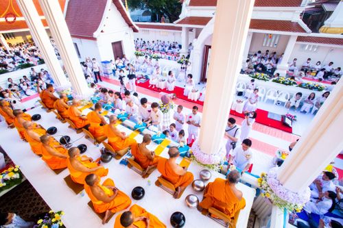 ภาพ No.116037:พิธีตักบาตรพระธรรมยาตรา ณ อนุสรณ์สถานลำดับที่ 4 สถานที่เกิดด้วยกายธรรม วัดโบสถ์(บน) จ.นนทบุรี วันที่ 21 มกราคม พ.ศ. 2567