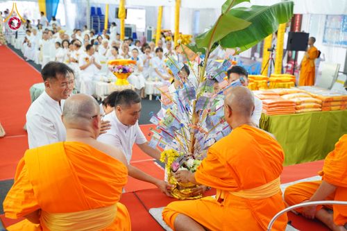 ภาพ No.168076:พิธีทอดกฐิน วัดพระธรรมกายกัวลาลัมเปอร์ ประเทศมาเลเซีย วันที่ 20 ตุลาคม พ.ศ. 2567