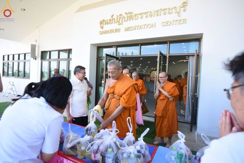 ภาพ No.103587:พิธีถวายจตุปัจจัย และภัตตาหารเป็นสังฆทาน , พิธีมอบอักษรสารตราตั้งฐานานุกรม และพัดยศ , การประชุมคณะสงฆ์ประจำจังหวัดสระบุรี  ณ ศูนย์ปฏิบัติธรรมจังหวัดสระบุรี อ.พระพุทธบาท จ.สระบุรี   วันอังคารที่ 19 ธันวาคม  พ.ศ. 2566