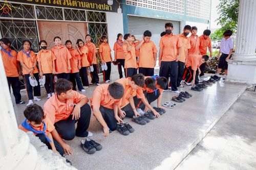 ภาพ No.246392:วันที่ 8-9 กันยายน พ.ศ. 2568 ศูนย์ปฏิบัติธรรมสมุทรปราการ นำทีมจัดอบรมโครงการอบรมคุณธรรม , จริยธรรม ในหัวข้อ การค้นพบศักยภาพในตนเอง เพื่อพัฒนานิสัย ผ่านนวัตกรรมความดีสากล ณ โรงเรียนวัดราษฎ์บูรณะ ต.บางปลา อ.บางพลี จ.สมุทรปราการ