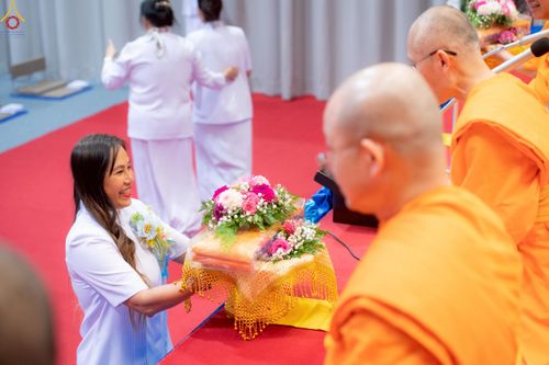 ภาพ No.256038:วันที่ 12 ตุลาคม พ.ศ. 2568 พิธีทอดกฐินวัดพระธรรมกายสวิตเซอร์แลนด์  ณ หอประชุมโรงเรียน Obergoldbach เมือง Bern ประเทศสวิตเซอร์แลนด์