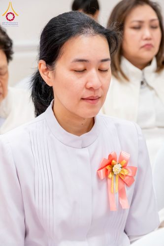 ภาพ No.62375:คณะศิษยานุศิษย์รวมใจสถาปนาและสมโภช ธรรมจักร เพื่ออัญเชิญประดิษฐาน ณ ยอดอุโบสถ 80 ปี หลวงพ่อธัมมชโย วัดพระธรรมกายนิวเจอร์ซี ประเทศสหรัฐอเมริกา  วันอาทิตย์ที่ 7 เมษายน พ.ศ. 2567