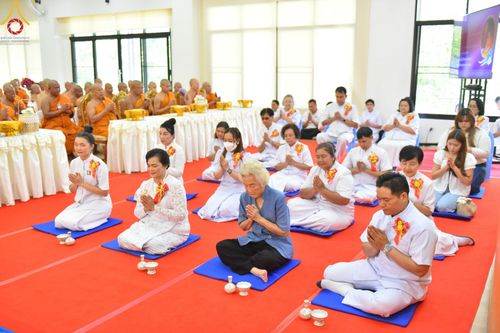 ภาพ No.132468:พิธีถวายมหาสังฆทานจันทบุรี 132 วัด บูชาธรรม 80 ปี หลวงพ่อธัมมชโย วันจันทร์ที่ 25 มีนาคม พ.ศ. 2567 ณ ศูนย์ปฏิบัติธรรมจันทบุรี