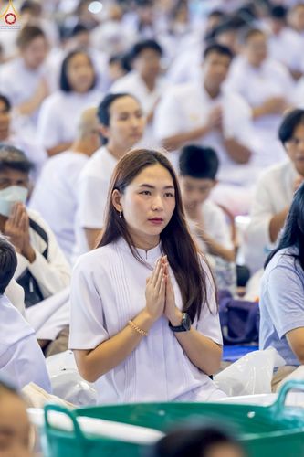 ภาพ No.243475:วันที่ 7 กันยายน พ.ศ. 2568 พิธีตักบาตร ข้าวสารอาหารแห้ง ในวันครูผู้ค้นพบวิชชาธรรมกาย ณ บ้านแก้วเรือนทองคุณยายฯ สภาธรรมกายสากล วัดพระธรรมกาย