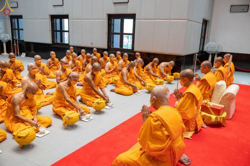 ภาพ No.51101:ประมวลภาพพิธีบรรพชาอุปสมบท โครงการบรรพชาอุปสมบทหมู่ รุ่นวันครูวิชชาธรรมกาย ปีพุทธศักราช 2565