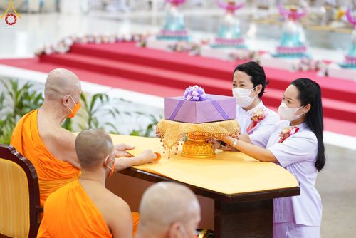 ภาพ No.52510:ประมวลภาพวันคล้ายวันเกิดครบรอบ 138 ปี พระมงคลเทพมุนี (สด จนฺทสโร) พระผู้ปราบมาร ชุดที่ 1