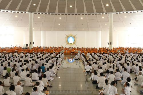 พิธีถวายภัตตาหารเนื่องในวันคล้ายวันละสังขารคุณยายอาจารย์ฯ 10 กันยายน พ.ศ. 2555