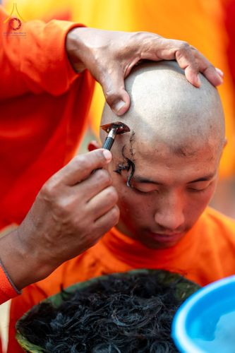 ภาพ No.209780:วันที่ 28 กุมภาพันธ์ พ.ศ.2568 พิธีเปิดโครงการบวชสามเณร พิธีถวายไทยธรรม พิธีขอขมามอบผ้าไตร  ณ เมืองปาตัน ประเทศเนปาล