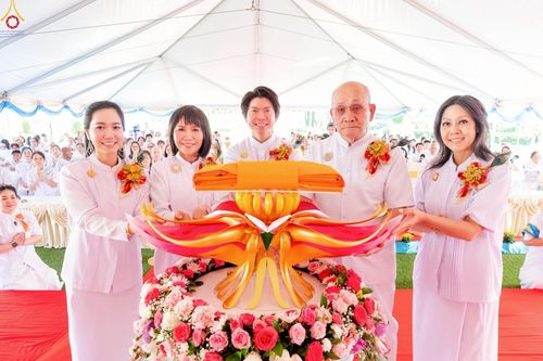 ภาพ No.259322:วันอาทิตย์ที่ 12 ตุลาคม พ.ศ. 2568 พิธีทอดกฐินบรมจักรพรรดิ สร้างอุโบสถ 82 ปี บูชาธรรมหลวงพ่อธัมมชโย ณ วัดพระธรรมกายแคลิฟอร์เนีย ประเทศสหรัฐอเมริกา 