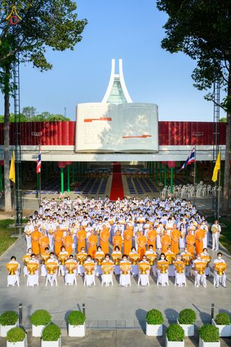 ภาพ No.80720:พิธีอุปสมบทสามเณรเตรียม DCI รุ่นที่20 จำนวน 15 รูป ณ อุโบสถพระไตรปิฎก วัดพระธรรมกาย วันเสาร์ที่ 6 พฤษภาคม พ.ศ. 2566