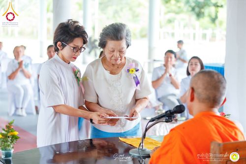 ภาพ No.158766:พิธีทอดผ้าป่า ศูนย์ปฏิบัติธรรมสวนผึ้ง จ.ราชบุรี วันที่ 15 กันยายน พ.ศ. 2567