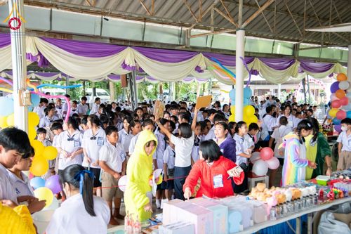 ภาพ No.183929:วันรวมพลังเด็กดี V-Star ผู้นำฟื้นฟูศีลธรรมโลก ครั้งที่ 17 ประจำปี 2567 จังหวัดราชบุรี ในวันที่ 26 พฤศจิกายน พ.ศ. 2567 ณ ศูนย์อบรมเยาวชนผาสุกวนิช อำเภอเมือง จังหวัดราชบุรี