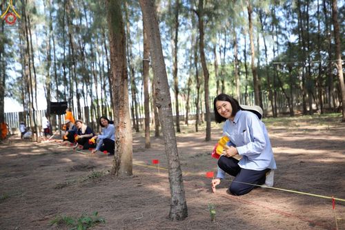 ภาพ No.106970:V.3 ตั้งใจ การเตรียมงาน เก็บงาน การรับบุญของเจ้าหน้าที่หน่วยงานต่างๆ เพื่อโครงการธรรมยาตรา กตัญญูบูชามหาปูชนียาจารย์ พระมงคลเทพมุนี (สด จนฺทสโร) พระผู้ปราบมาร อนุสรณ์สถาน 7 แห่ง ปีที่ 12 ระหว่างวันที่ 2 - 31 มกราคม พ.ศ. 2567