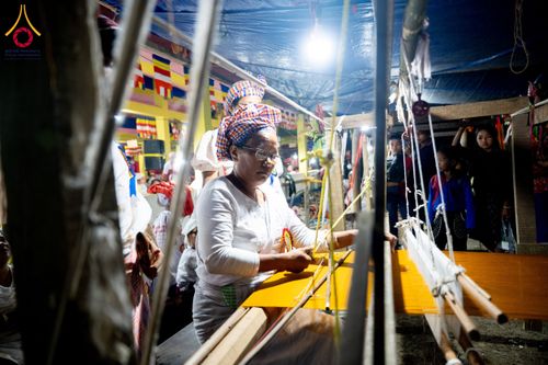 ภาพ No.176184:พิธีทอดกฐินสมทบ โดยมูลนิธิธรรมกาย ในนามหลวงพ่อธัมมชโย ณ วัดสัทธนารามา บานา วิหาร เมืองไดยุน รัฐอรุนาจาลประเทศ ประเทศอินเดีย วันที่ 15 พฤศจิกายน พ.ศ. 2567