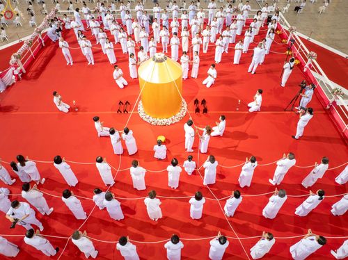 ภาพ No.247071:วันที่ 21 กันยายน พ.ศ. 2568 งานบุญวันอาทิตย์ พิธีจุดเทียนใจ ไฟนิรันด์ อนันตชัย ณ วัดพระธรรมกาย จ.ปทุมธานี