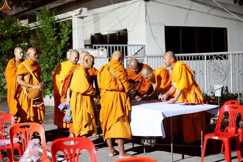 ภาพ No.236815:วันที่ 26-27 กรกฎาคม พ.ศ. 2568 ภาพการเตรียมงาน - เก็บงาน มหาสังฆทานครั้งยิ่งใหญ่ ตักบาตรพระ 1,000 รูป ทำบุญเมืองพัทลุง