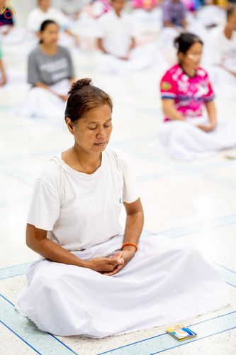 ภาพ No.235408:วันที่ 30-31 กรกฎาคม พ.ศ. 2568 วัดพระธรรมกาย มูลนิธิธรรมกาย ร่วมกับศูนย์ส่งเสริมศีลธรรมจังหวัดสุรินทร์ เปิดศูนย์พักพิงชั่วคราวเพื่อช่วยเหลือประชาชน ผู้อพยพจากเหตุปะทะกันตามแนวชายแดน ไทย-กัมพูชา ตั้งแต่วันที่ 24 กรกฎาคม พ.ศ.2568 เป็นต้นไป