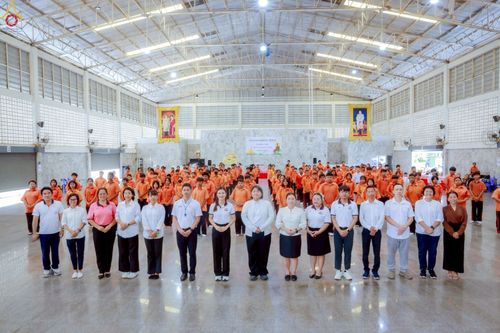 ภาพ No.246405:วันที่ 8-9 กันยายน พ.ศ. 2568 ศูนย์ปฏิบัติธรรมสมุทรปราการ นำทีมจัดอบรมโครงการอบรมคุณธรรม , จริยธรรม ในหัวข้อ การค้นพบศักยภาพในตนเอง เพื่อพัฒนานิสัย ผ่านนวัตกรรมความดีสากล ณ โรงเรียนวัดราษฎ์บูรณะ ต.บางปลา อ.บางพลี จ.สมุทรปราการ