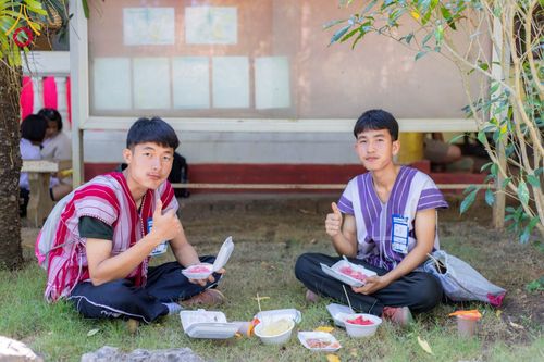 ภาพ No.184184:กิจกรรมวันรวมพลังเด็กดี V-Star จังหวัดตาก ประจำปี 2567  วันที่ 6 ธันวาคม พ.ศ. 2567 ณ วัดดอนเจดีย์ อ.พบพระ จ.ตาก