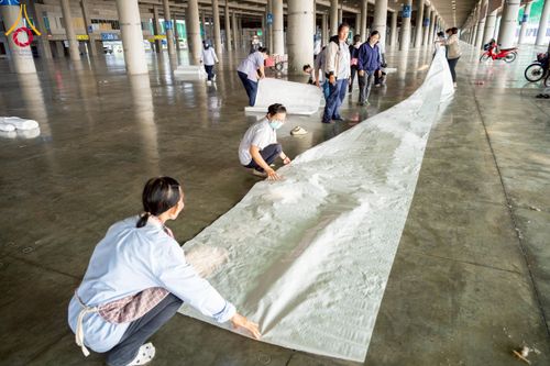 ภาพ No.217634:วันที่ 2-14 เมษายน พ.ศ. 2568 เจ้าหน้าที่เตรียมงานวันคุ้มครองโลก ชุดที่ 1 วัดพระธรรมกาย จ.ปทุมธานี