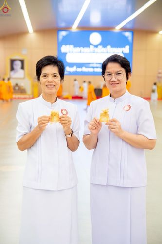 ภาพ No.246554:วันที่ 17 กันยายน พ.ศ. 2568 พิธีรับดวงแก้วนักเรียนบาลี "ดวงแก้วยกชั้นให้ลั่นจักรวาล" ณ ห้องเทวสภา วัดพระธรรมกาย