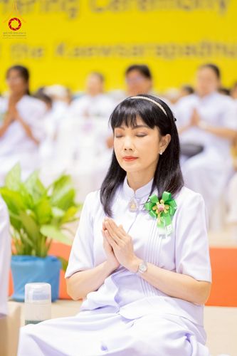 ภาพ No.215718:วันอาทิตย์ต้นเดือนที่ 6 เมษายน พ.ศ. 2568 พิธีทอดผ้าป่าสมทบ เพื่องานถวายมหาสังฆทาน 40,000 กว่าวัดทั่วประเทศ ณ สภาธรรมกายสากล วัดพระธรรมกาย