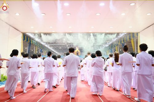 ภาพ No.160133:พิธีทอดผ้าป่าสมทบกฐินวัดพระธรรมกาย และสมทบกฐิน 30,000 วัดทั่วไทย ครั้งที่ 3 ณ สภาธรรมกายสากล วัดพระธรรมกาย วันพฤหัสบดีที่ 10 ตุลาคม พ.ศ. 2567