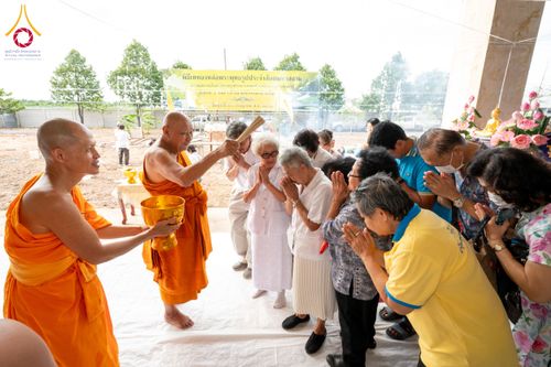 ภาพ No.152617:พิธีเททองหล่อพระพุทธรูปประจำสัตตมหาสถาน ธรรมอุทยานอุโบสถวัดสายสุวพรรณ - กิจกรรมปลูกต้นไม้เฉลิมพระเกียรติ พระบาทสมเด็จพระเจ้าอยู่หัว วันที่ 26 กรกฎาคม พ.ศ. 2567