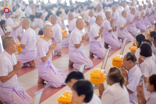 ภาพ No.277405:วันเสาร์ที่ 6 ธันวาคม พ.ศ. 2568 พิธีบรรพชาอุปสมบทและพิธีถวายบาตร โครงการอุปสมบทบูชาธรรมมหาปูชนียาจารย์ ประจำปี พ.ศ.2568 โครงการบวชพระนานาชาติ AEC และ WAB รุ่น CEO (นักบริหาร) รุ่นที่ 5 ณ โบสถ์พระไตรปิฏก วัดพระธรรมกาย