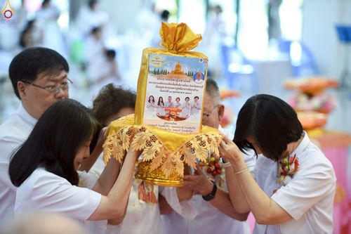 ภาพ No.261583:วันที่ 17-18 ตุลาคม พ.ศ. 2568 พิธีเจริญพระพุทธมนต์คณะสงฆ์ 108 กลั่นแผ่นดินองค์พระเจดีย์สระบุรี สมโภชองค์กฐิน และพิธีทอดกฐิน ณ ศูนย์ปฏิบัติธรรมสระบุรี ในโครงการกฐินสามัคคีทั่วไทย 30,000 วัด บูชาธรรม 81 ปี หลวงพ่อธัมมชโย โดยคณะศิษยานุศิษย์วัดพระธรรมกาย