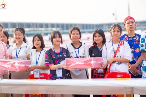 ภาพ No.225066:วันที่ 20 - 27 เมษายน พ.ศ. 2568 "ภาพแห่งความปลื้มที่ไม่มีวันจบ" คณะสงฆ์สามเณร เจ้าหน้าที่ และสาธุชน ร่วมแรงร่วมใจกันเตรียมงานและเก็บงาน เพื่อวันคุ้มครองโลก พิธีถวายมหาสังฆทานคณะสงฆ์ 40,000 กว่าวัดทั่วประเทศ