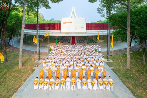 ภาพ No.136285:พิธีอุปสมบทสามเณรเตรียมสถาบันธรรมชัย รุ่นที่ 21 ณ โบสถ์พระไตรปิฏก วัดพระธรรมกาย วันเสาร์ที่ 4 พฤษภาคม พ.ศ.2567