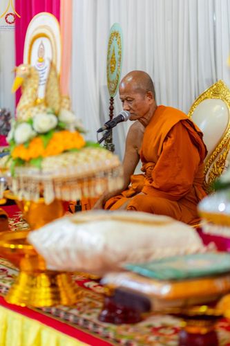 ภาพ No.167072:พิธีทอดกฐิน ณ วัดอัยยิการาม จ.ปทุมธานี ในโครงการกฐินสามัคคีทั่วไทย 30,000 วัด บูชาธรรม 80 ปี หลวงพ่อธัมมชโย โดยคณะศิษยานุศิษย์วัดพระธรรมกาย วันที่ 23 ตุลาคม พ.ศ. 2567