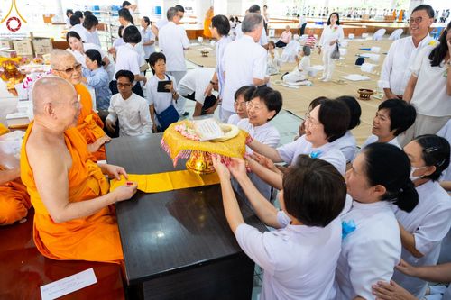 ภาพ No.212663:วันพฤหัสบดีที่ 20 มีนาคม พ.ศ. 2568 พิธีเจริญพระพุทธมนต์ เนื่องในอายุวัฒนมงคลครบ 74 ปี พระภาวนาธรรมวิเทศ วิ. (ภูเบศ ฌานาภิญโญ) ณ หอฉันคุณยายฯ วัดพระธรรมกาย