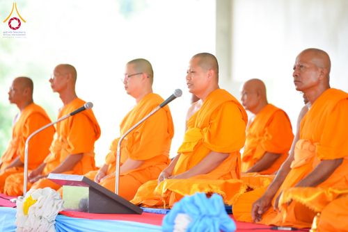 ภาพ No.164747:พิธีทอดกฐิน ณ ธุดงคสถานเขาย้อย เพชรบุรี สร้างอาคารปฏิบัติธรรม พระมงคลเทพมุนี(สด จนฺทสโร) ตำบลสระพัง อำเภอเขาย้อย จังหวัดเพชรบุรี วันอาทิตย์ ที่ 20 ตุลาคม พ.ศ. 2567