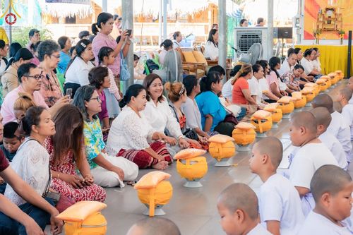 ภาพ No.133453:พิธีขอขมารับผ้าไตร, พิธีบรรพชาสามเณร, สามเณรออกบิณฑบาต ในโครงการบรรพชาสามเณร ฟื้นฟูพระพุทธศาสนาทั่วไทย  ณ ศูนย์ปฏิบัติธรรม และอบรมเยาวชนเมืองยะลา วันที่ 3 เมษายน พ.ศ. 2567